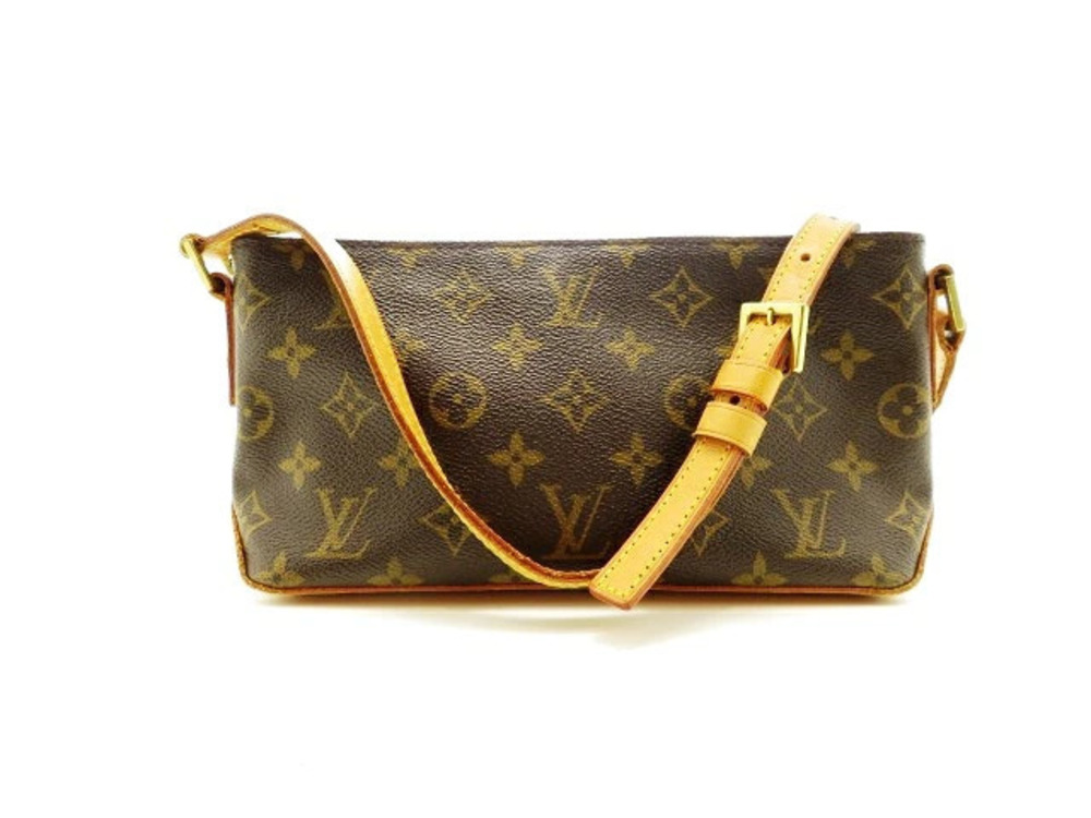 LOUIS VUITTON Trotteur Shoulder Bag Monogram